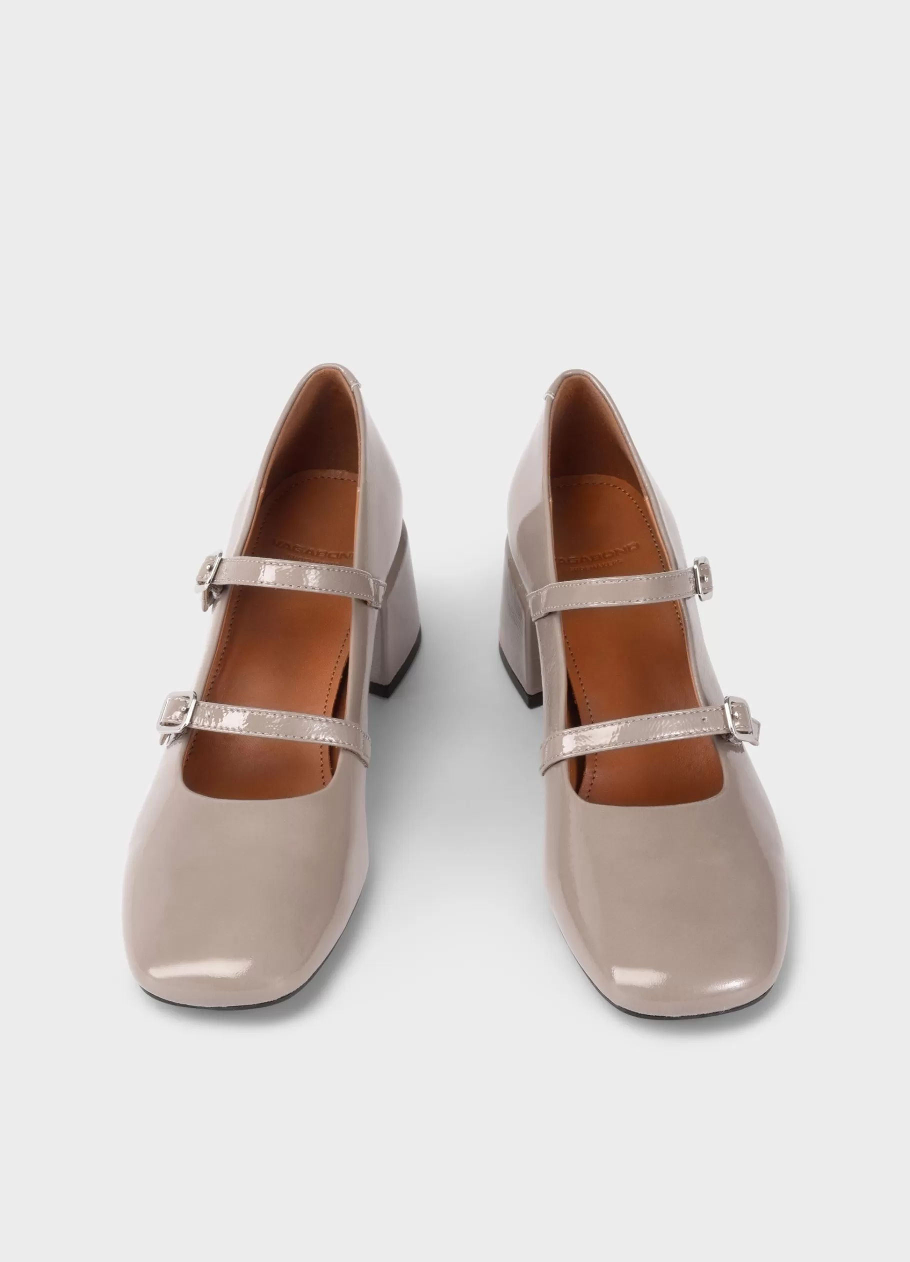 adison_pumps_3-1.webp Vagabond ADISON PUMPS Lichtbruinlakleer Store