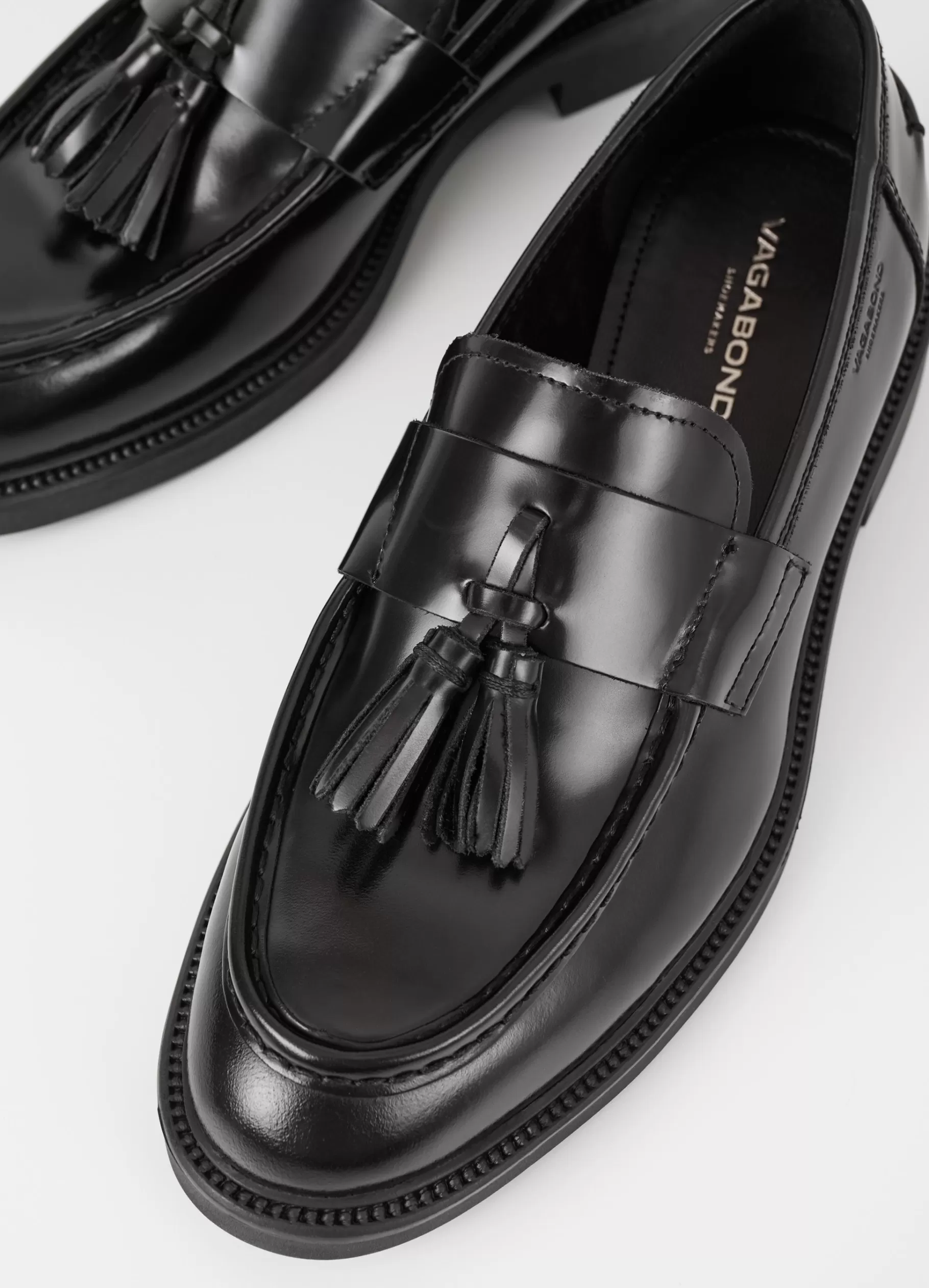 alex_m_loafer_3-2.webp Vagabond ALEX M LOAFER Zwartgepolijstleer Outlet