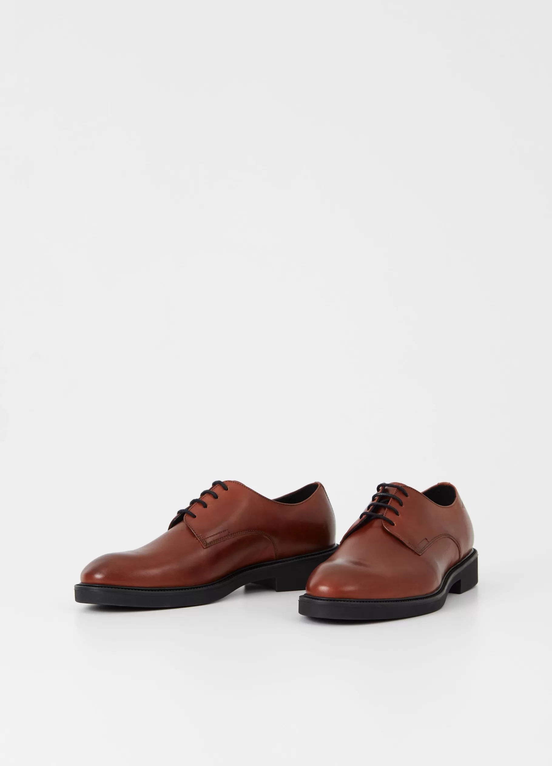 alex_m_schoenen_2-2.webp Vagabond ALEX M SCHOENEN Bruinleer Store