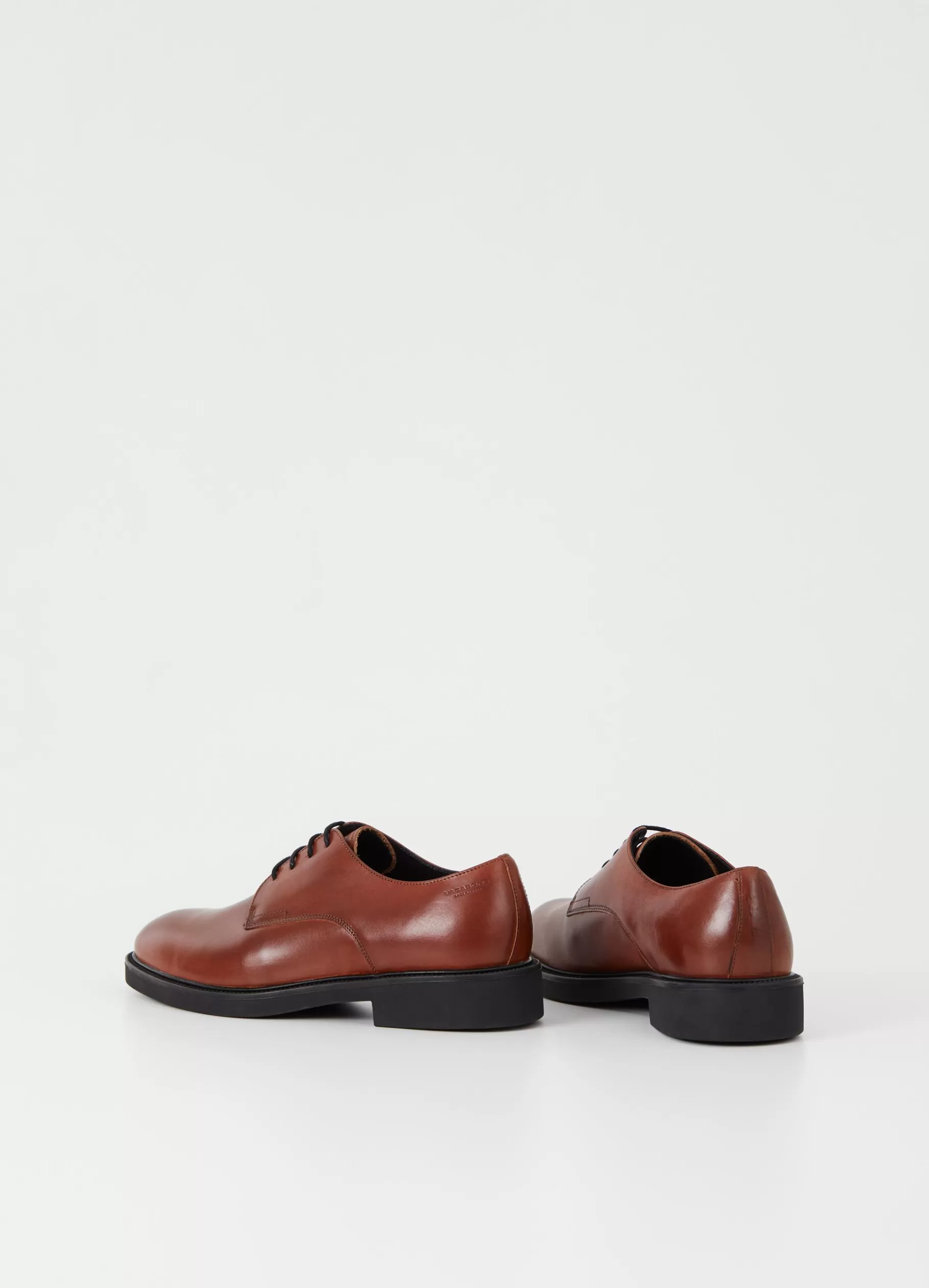 alex_m_schoenen_3-2.webp Vagabond ALEX M SCHOENEN Bruinleer Store
