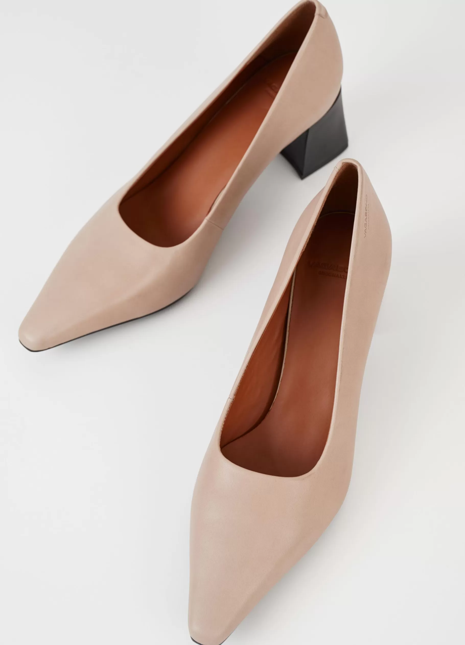 altea_pumps_4-2.webp Vagabond ALTEA PUMPS Lichtbruinleer Best Sale