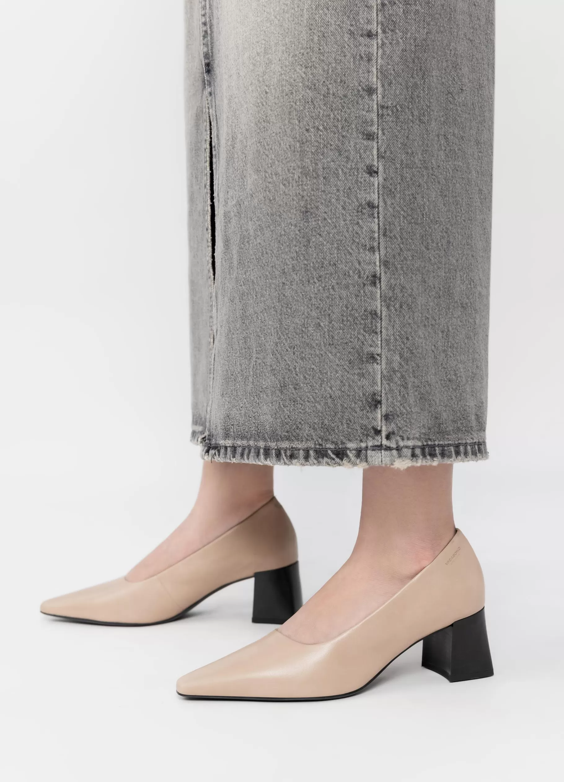 altea_pumps_5-1.webp Vagabond ALTEA PUMPS Lichtbruinleer Best Sale