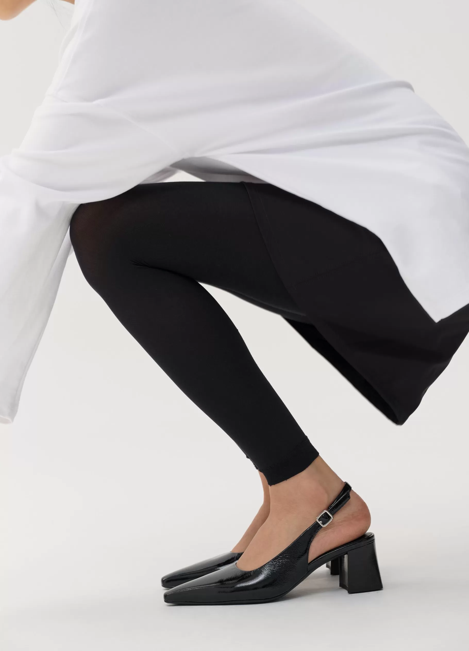 altea_pumps_5.webp Vagabond ALTEA PUMPS Zwartlakleer Clearance
