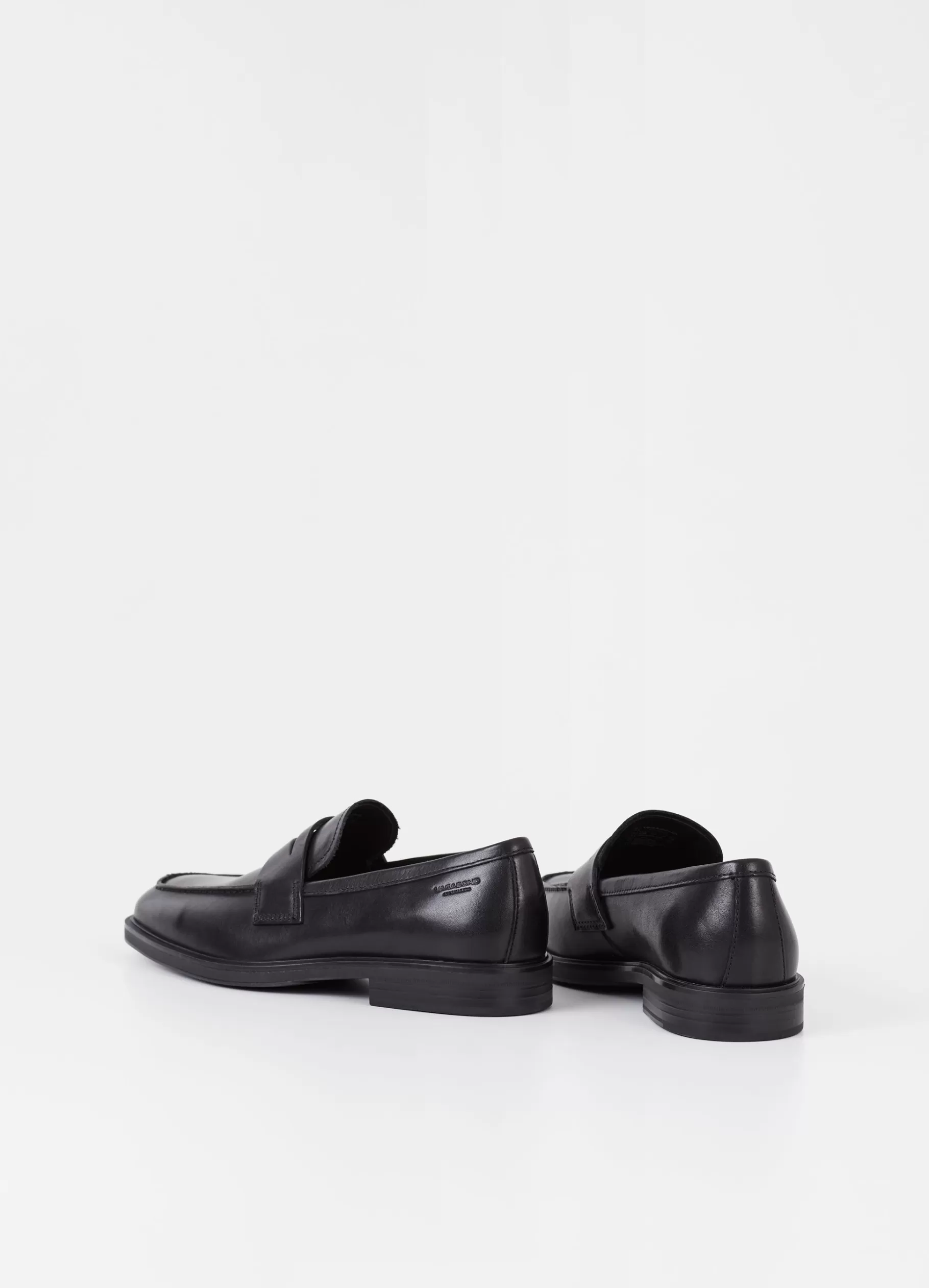 andrew_loafer_3-3.webp Vagabond ANDREW LOAFER Zwartleer Online