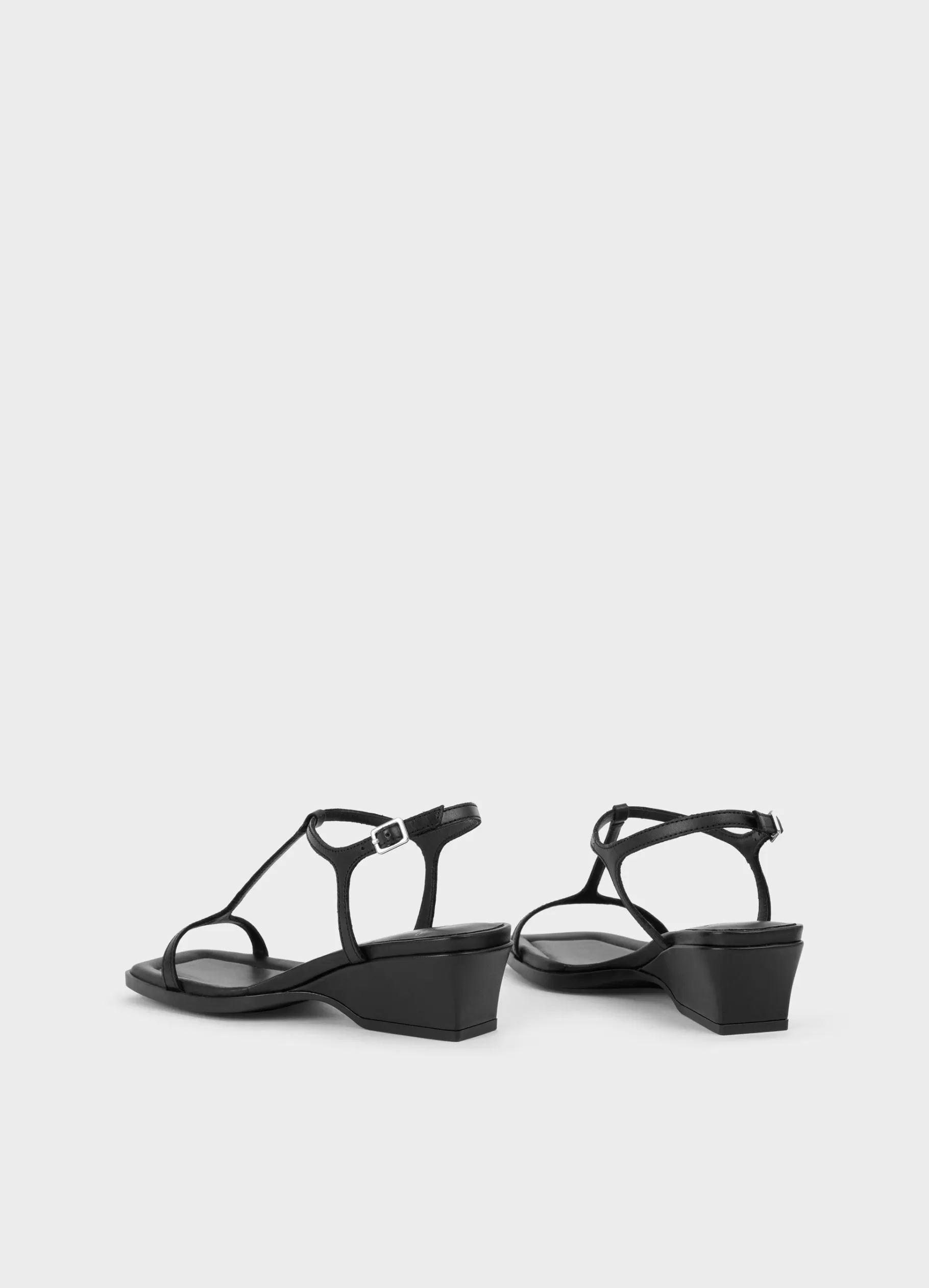 bessie_sandalen_2.webp Vagabond BESSIE SANDALEN Zwartleer Clearance