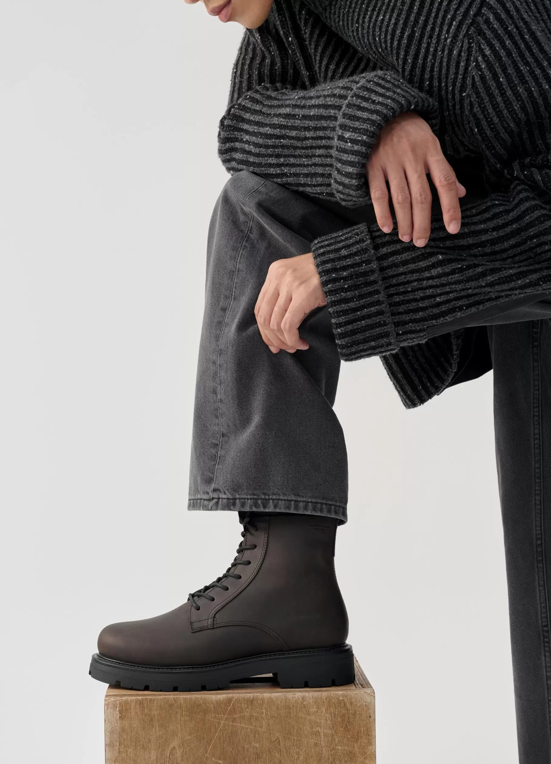 cameron_laarzen_5-1.webp Vagabond CAMERON LAARZEN Bruingevetnubuck Best Sale