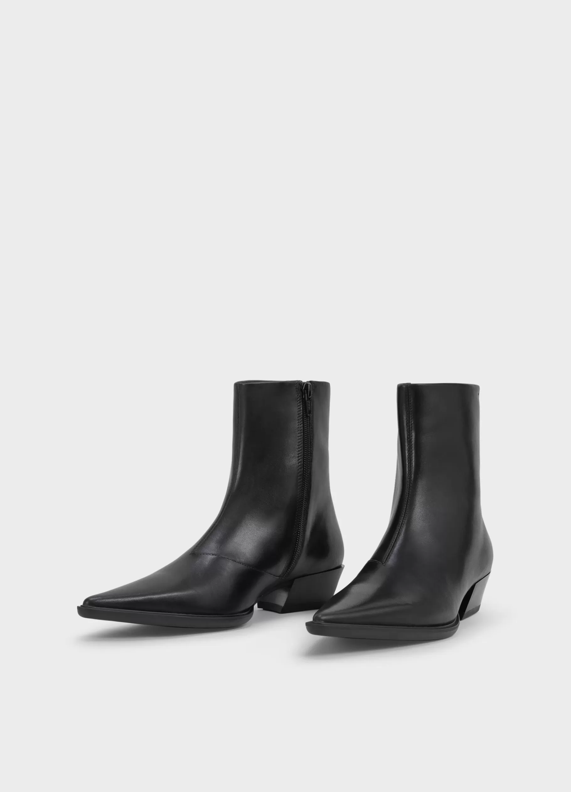 cassie_laarzen_2-2.webp Vagabond CASSIE LAARZEN Zwartleer Flash Sale