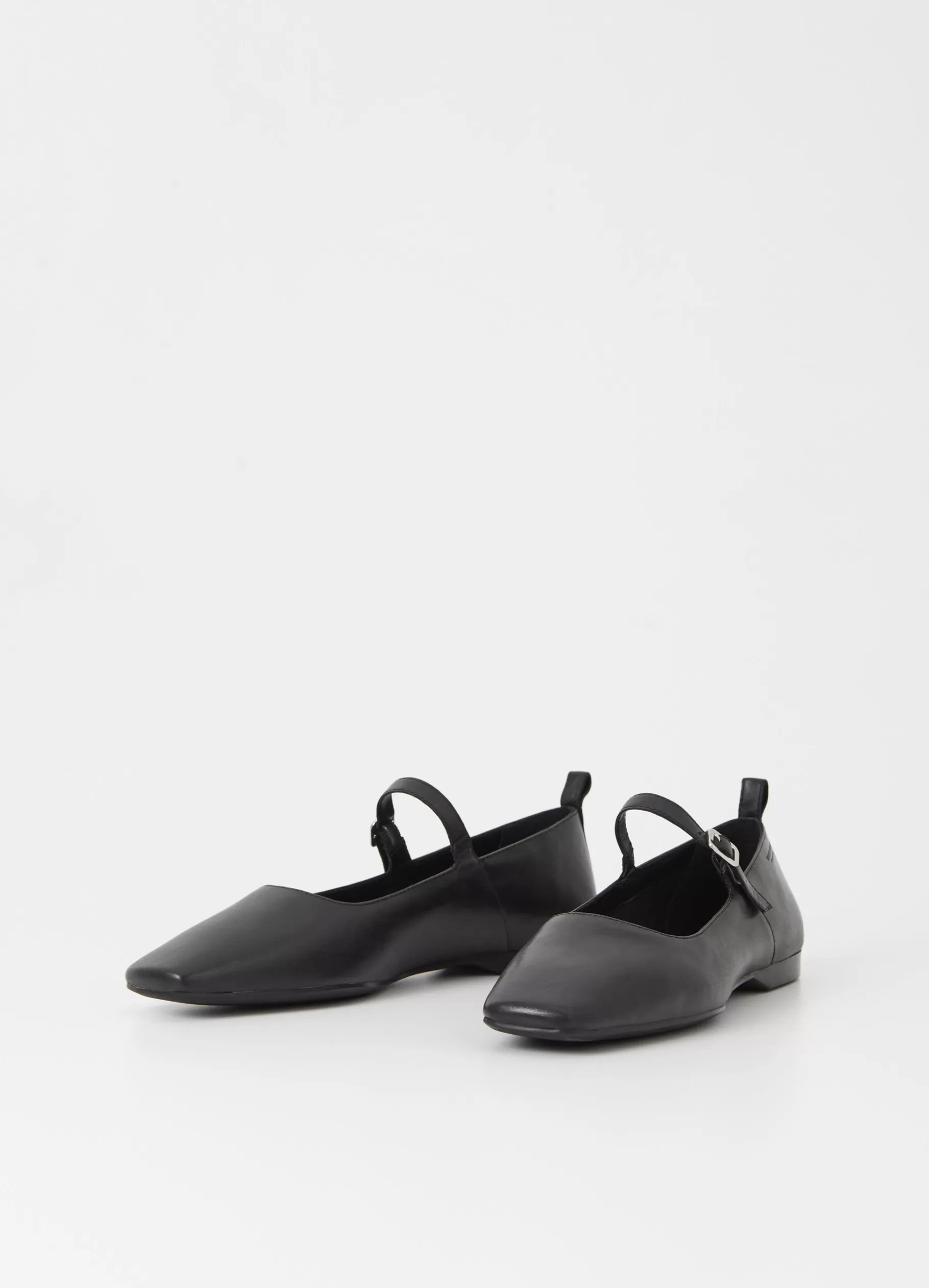delia_schoenen_2-1.webp Vagabond DELIA SCHOENEN Zwartleer Best