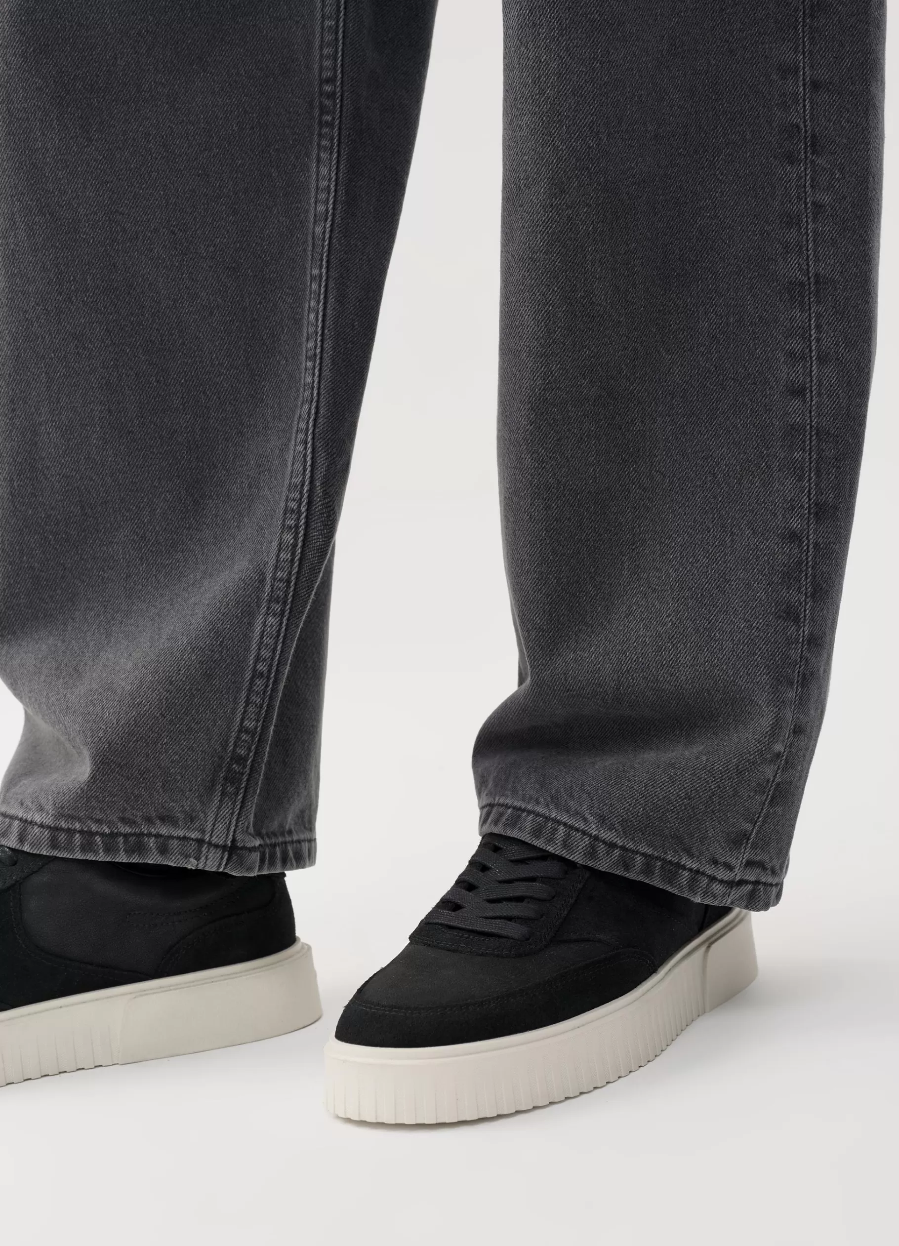 derek_sneakers_5-2.webp Vagabond DEREK SNEAKERS Zwartsuède/combinatie New
