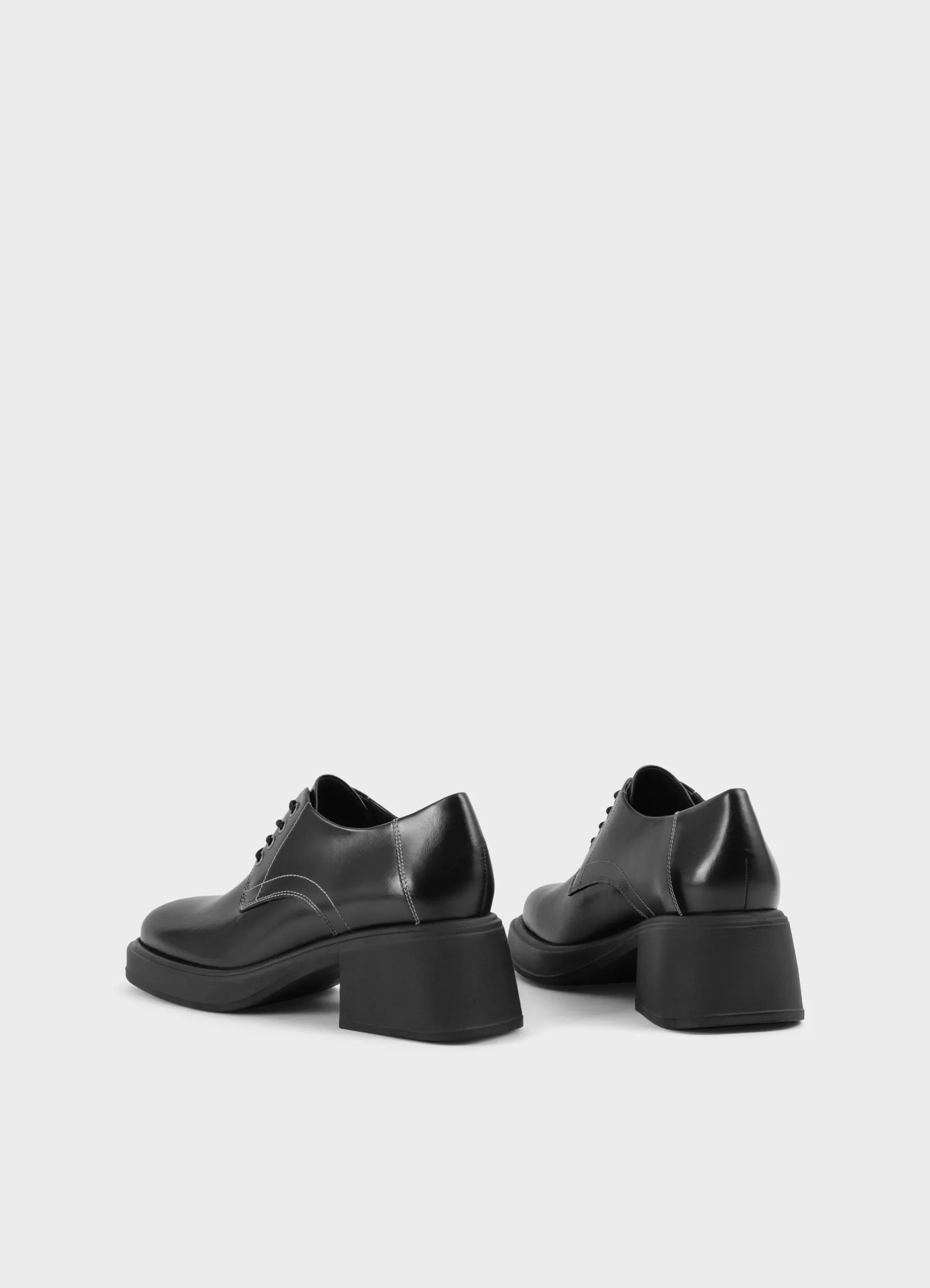 dorah_schoenen_3.webp Vagabond DORAH SCHOENEN Zwartleer Sale
