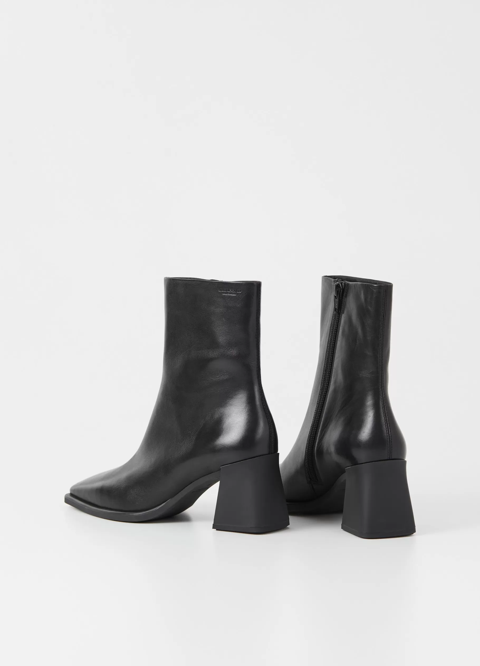 hedda_laarzen_3.webp Vagabond HEDDA LAARZEN Zwartleer Store