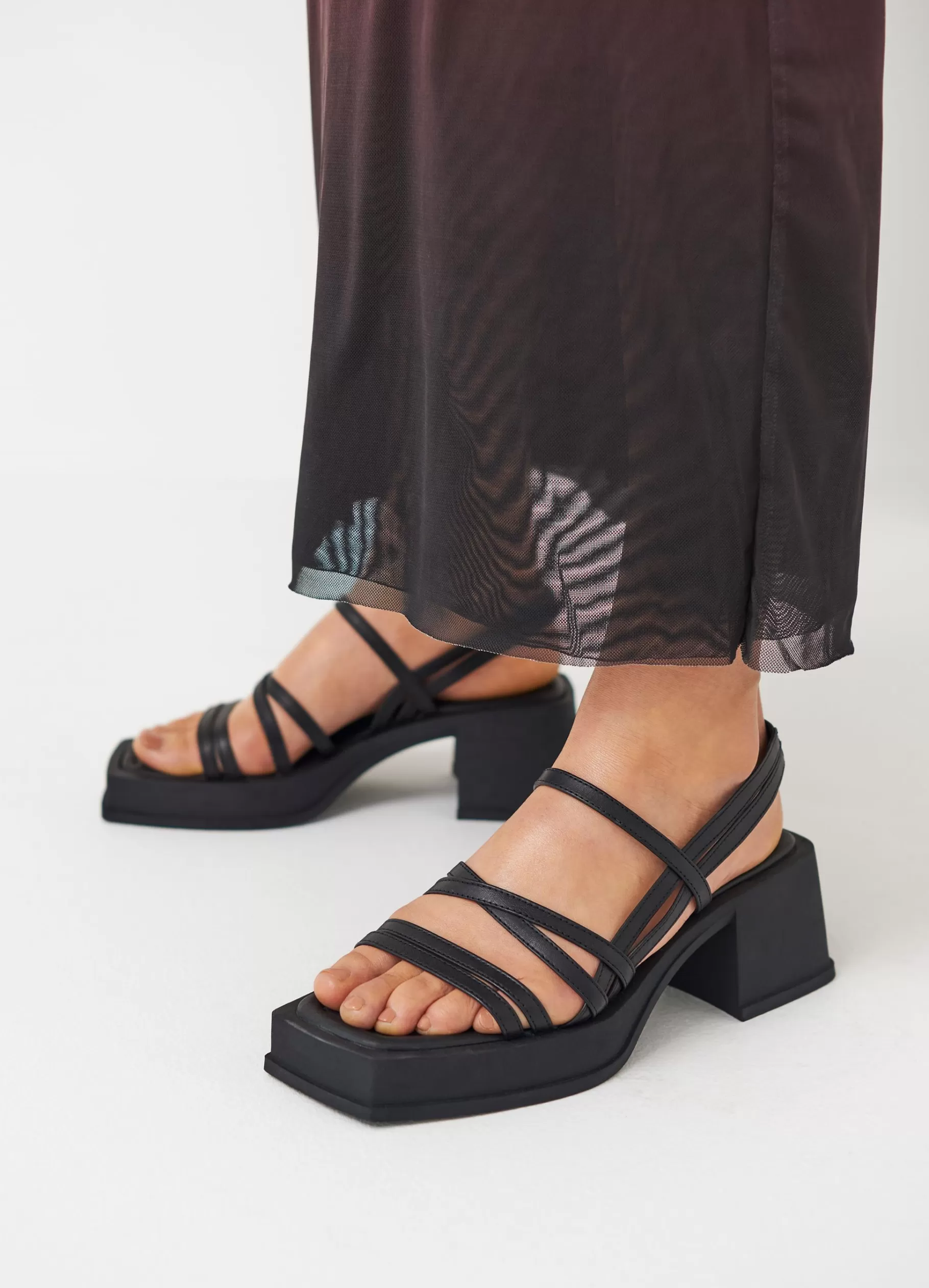 hennie_sandalen_5.webp Vagabond HENNIE SANDALEN Zwartleer Shop