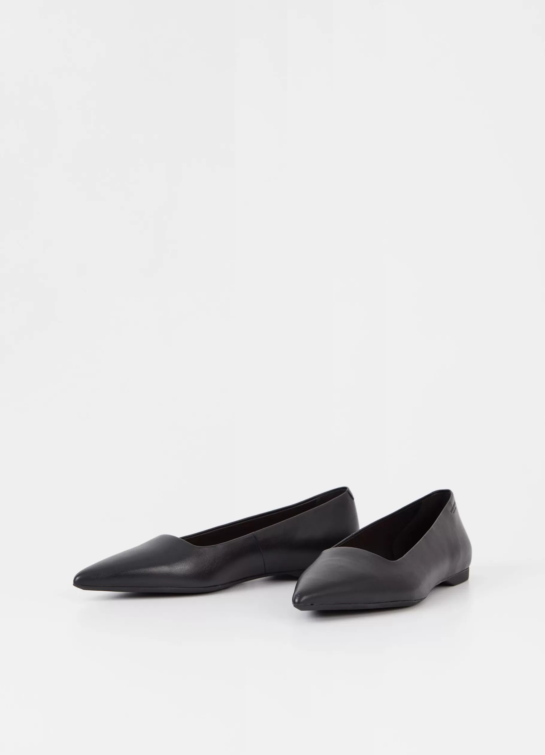 hermine_schoenen_2-8.webp Vagabond HERMINE SCHOENEN Zwartleer Clearance