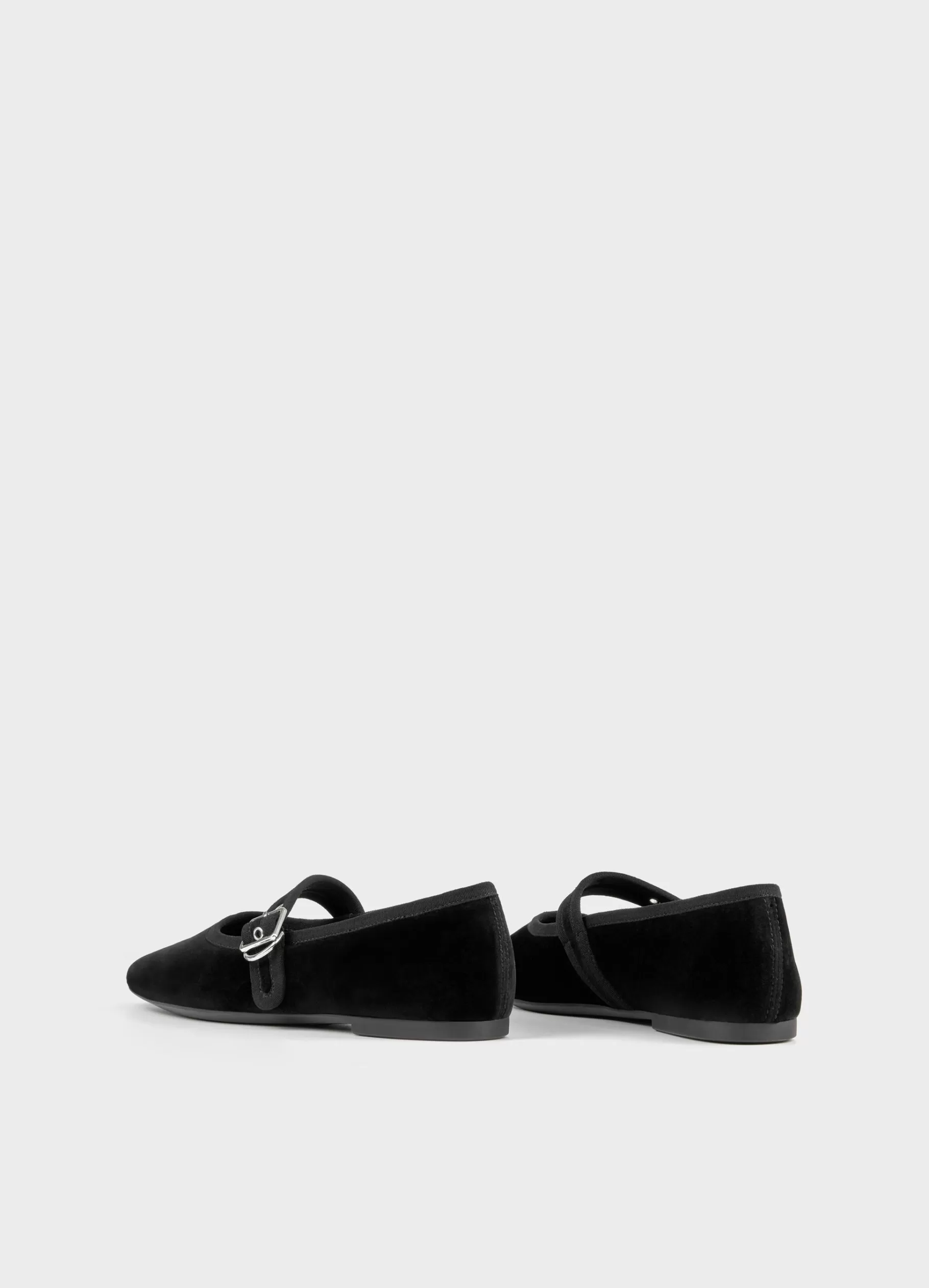 jolin_schoenen_2-3.webp Vagabond JOLIN SCHOENEN Zwartfluweel Outlet