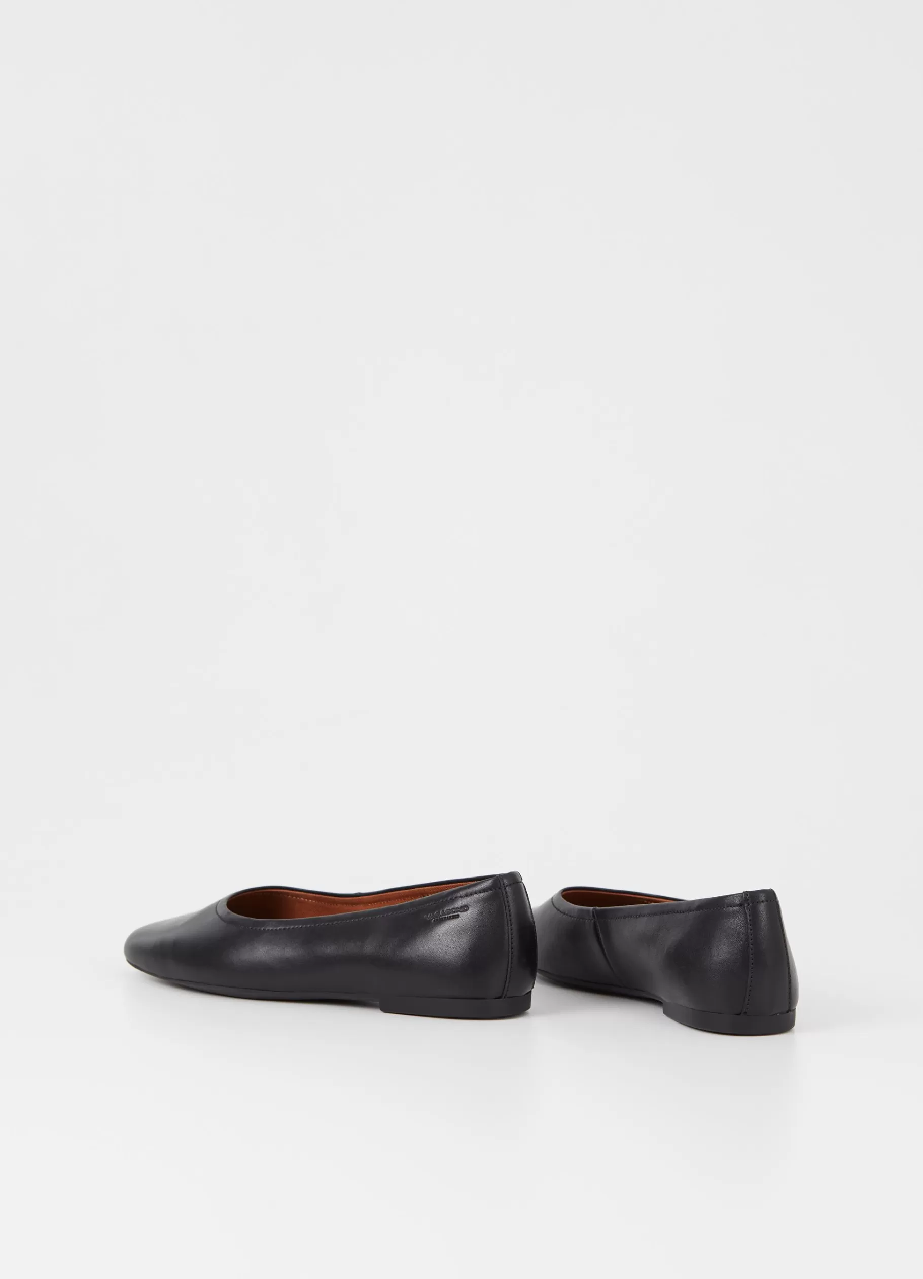 jolin_schoenen_3-12.webp Vagabond JOLIN SCHOENEN Zwartleer Shop