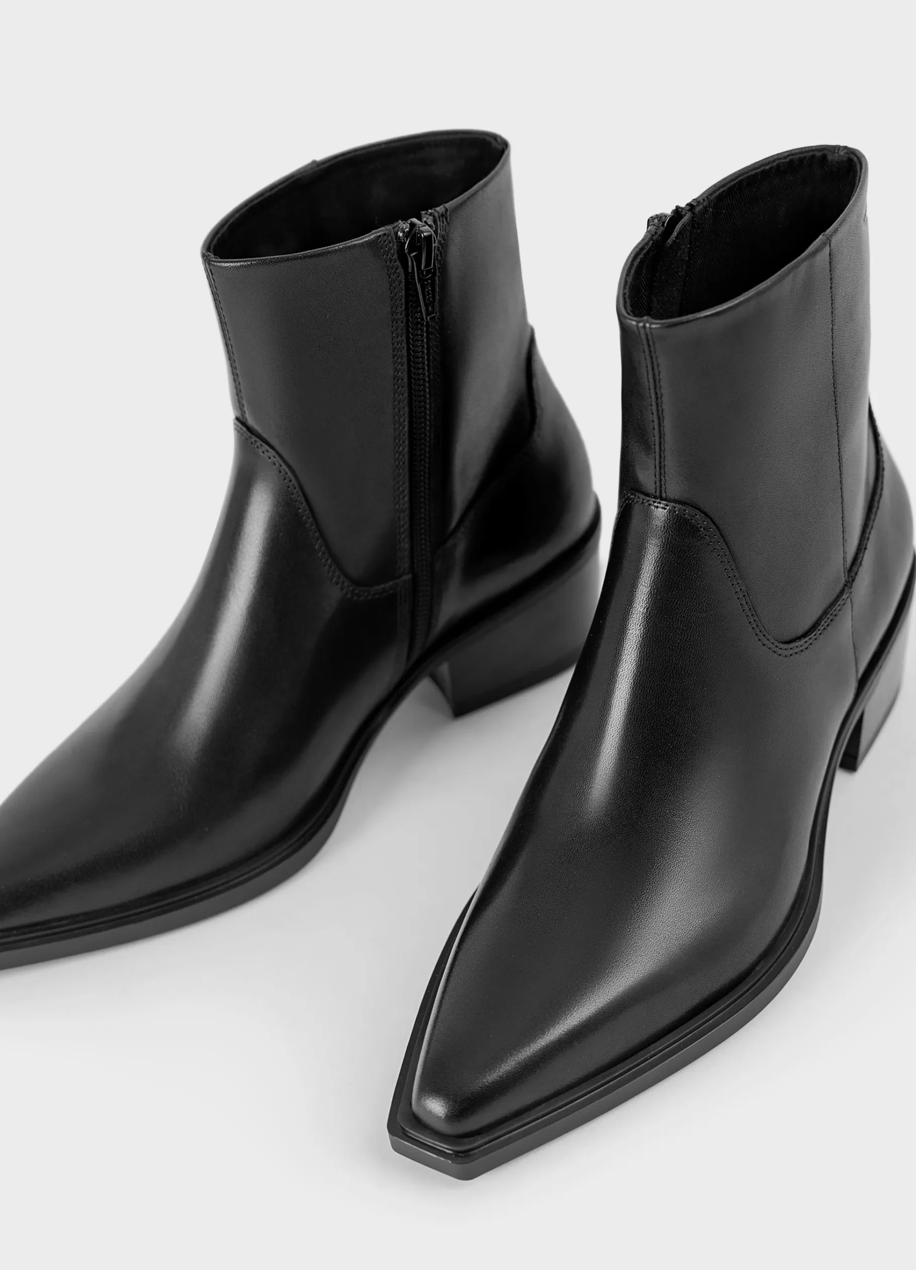 kelsey_laarzen_3-2.webp Vagabond KELSEY LAARZEN Zwartleer Flash Sale