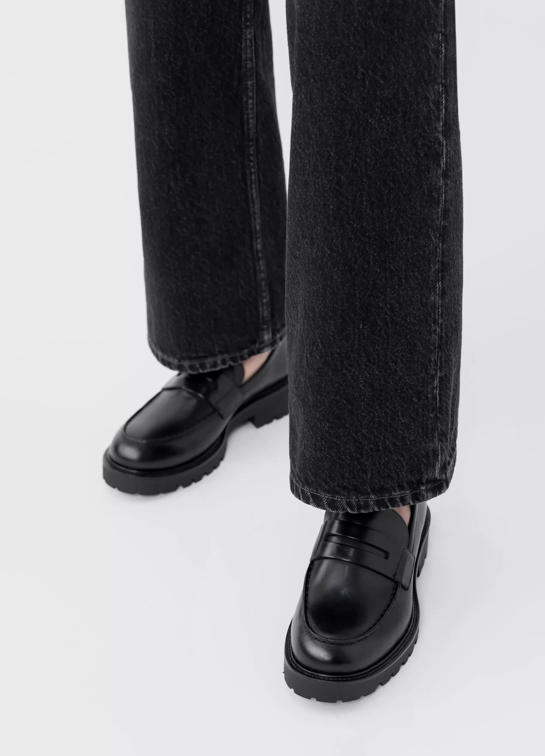 kenova_loafer_5-1.webp Vagabond KENOVA LOAFER Zwartleer Fashion