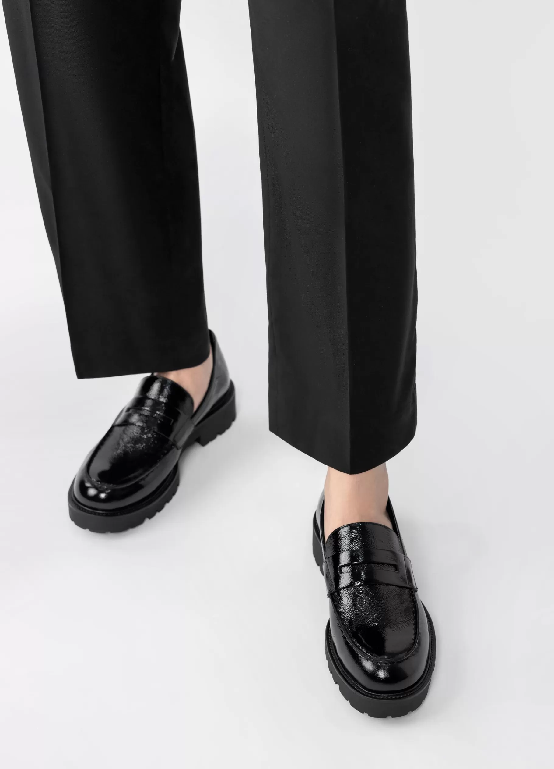 kenova_loafer_5.webp Vagabond KENOVA LOAFER Zwartlakleer Flash Sale