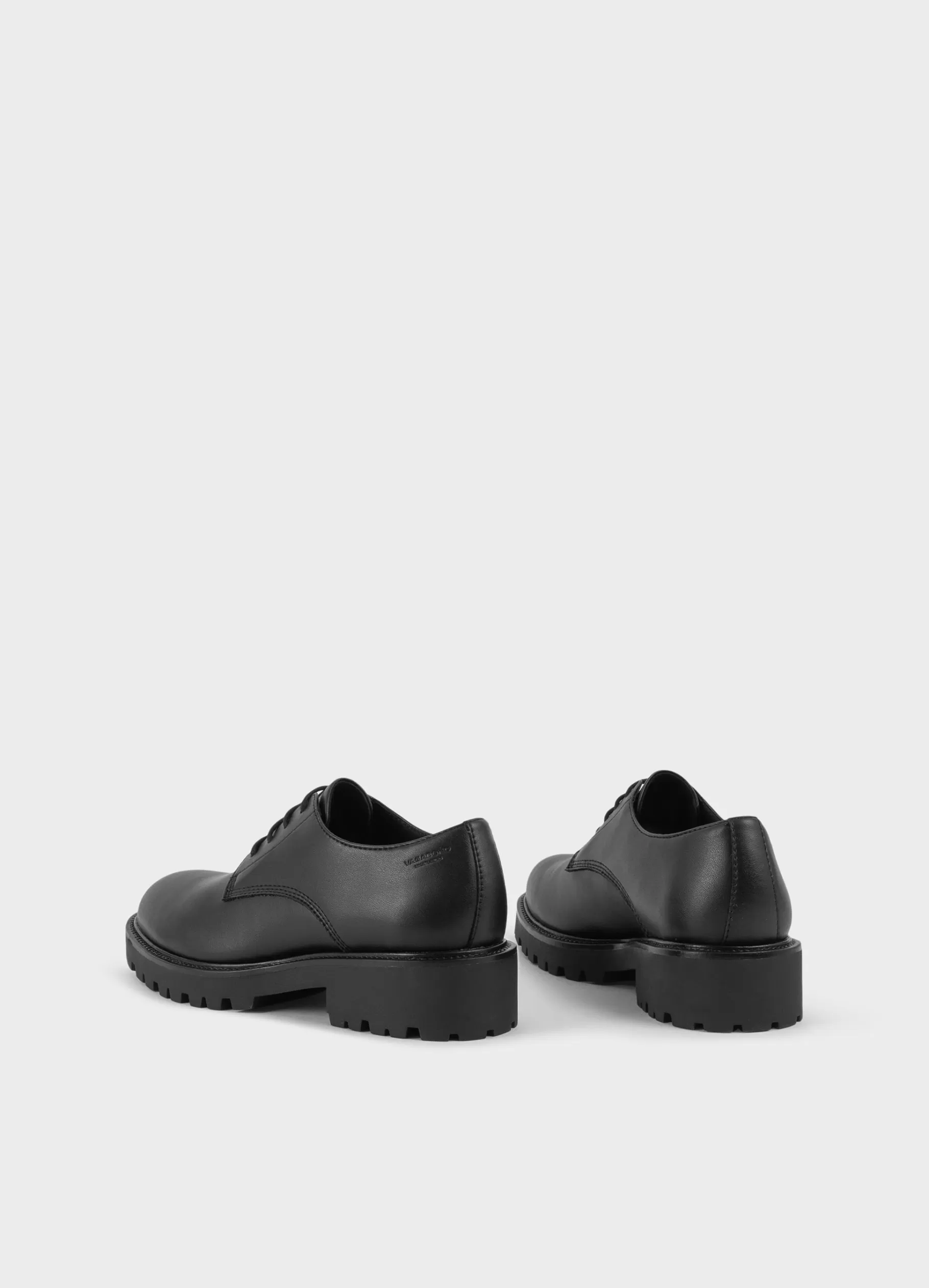 kenova_schoenen_2.webp Vagabond KENOVA SCHOENEN Zwartimitatieleer Sale