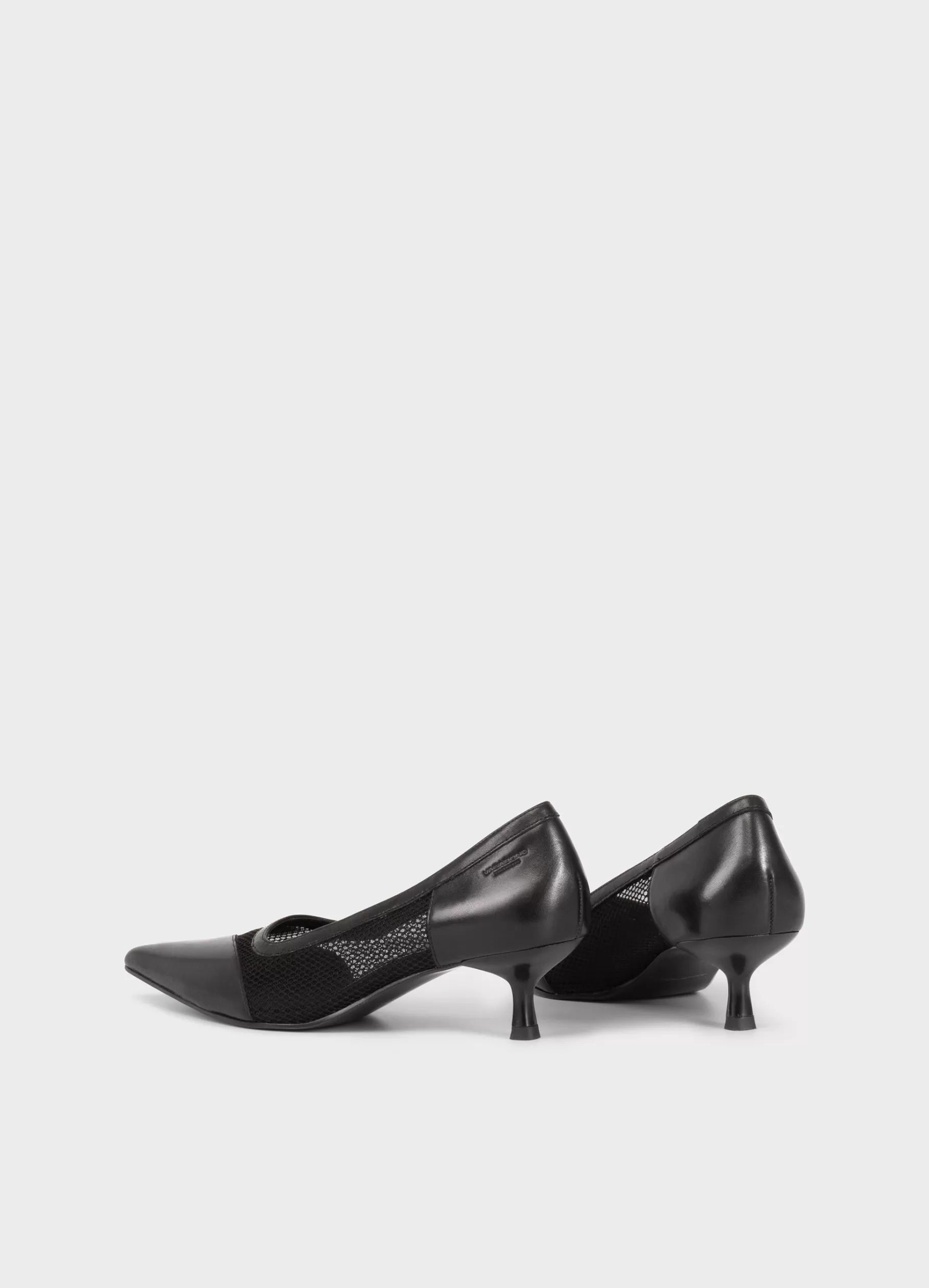 lykke_pumps_2-1.webp Vagabond LYKKE PUMPS Zwartleer/mesh Sale