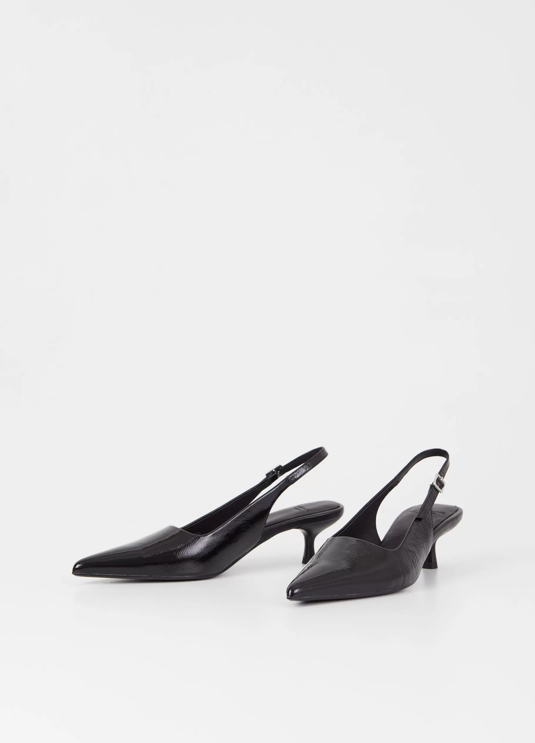 lykke_pumps_2-10.webp Vagabond LYKKE PUMPS Zwartlakleer Store