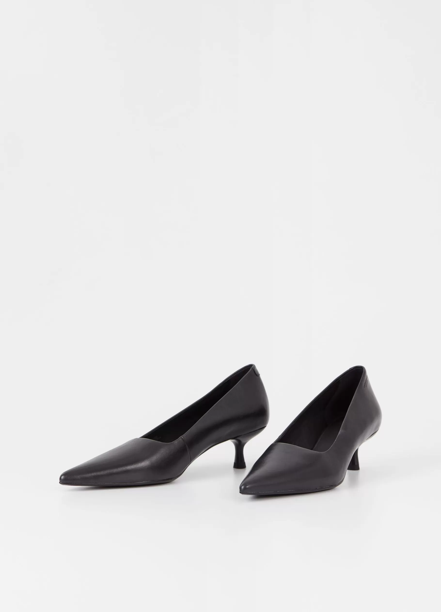 lykke_pumps_2-5.webp Vagabond LYKKE PUMPS Zwartleer Sale