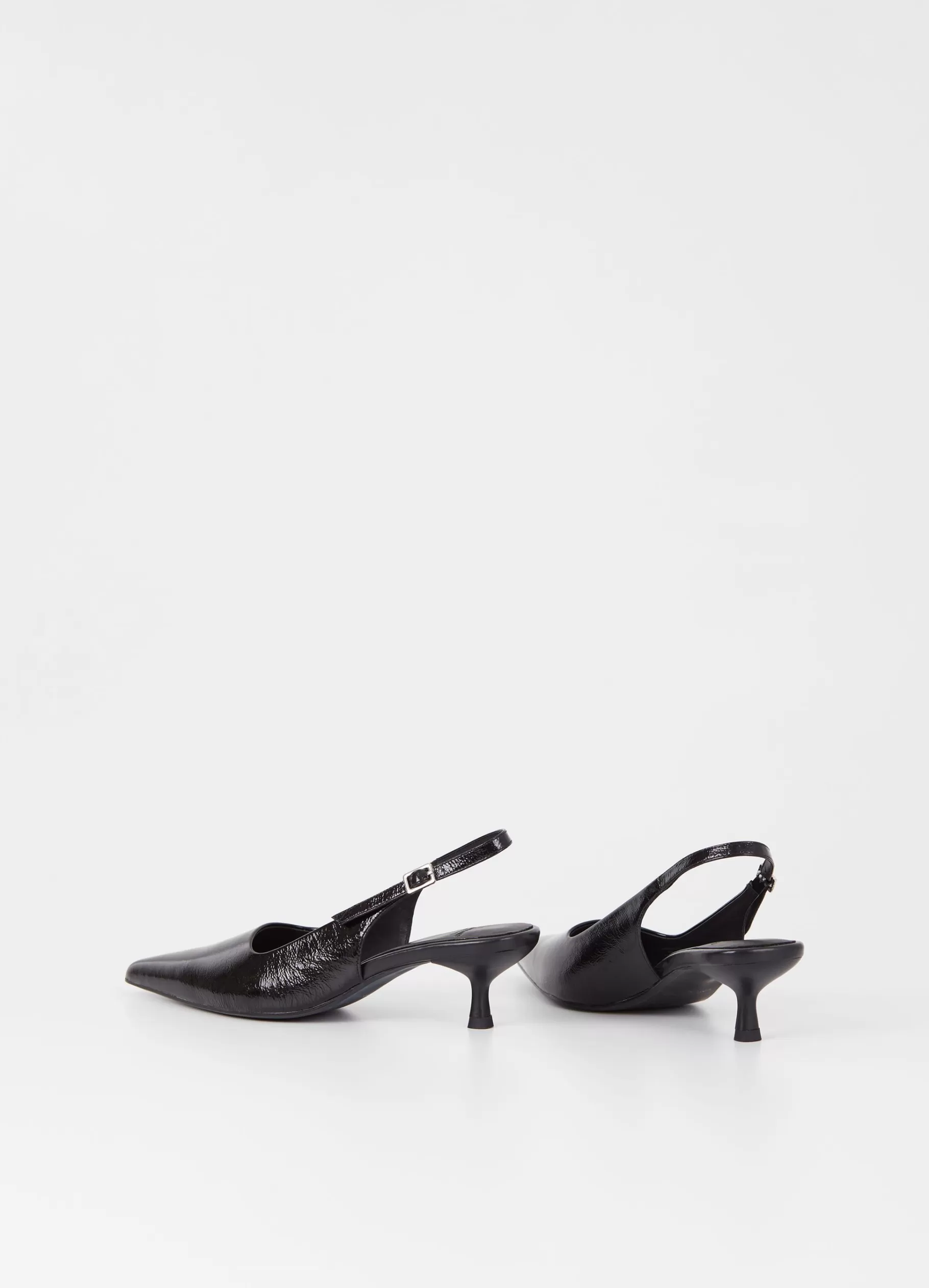 lykke_pumps_3-10.webp Vagabond LYKKE PUMPS Zwartlakleer Store