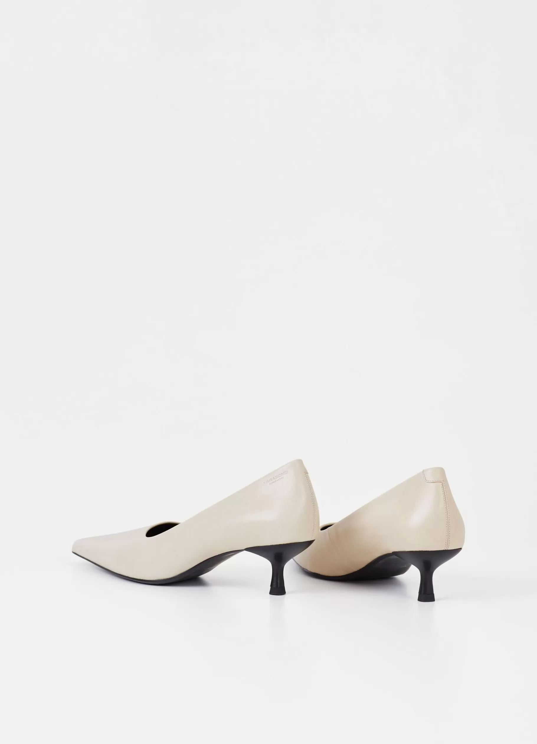 lykke_pumps_3-9.webp Vagabond LYKKE PUMPS Beigeleer Shop