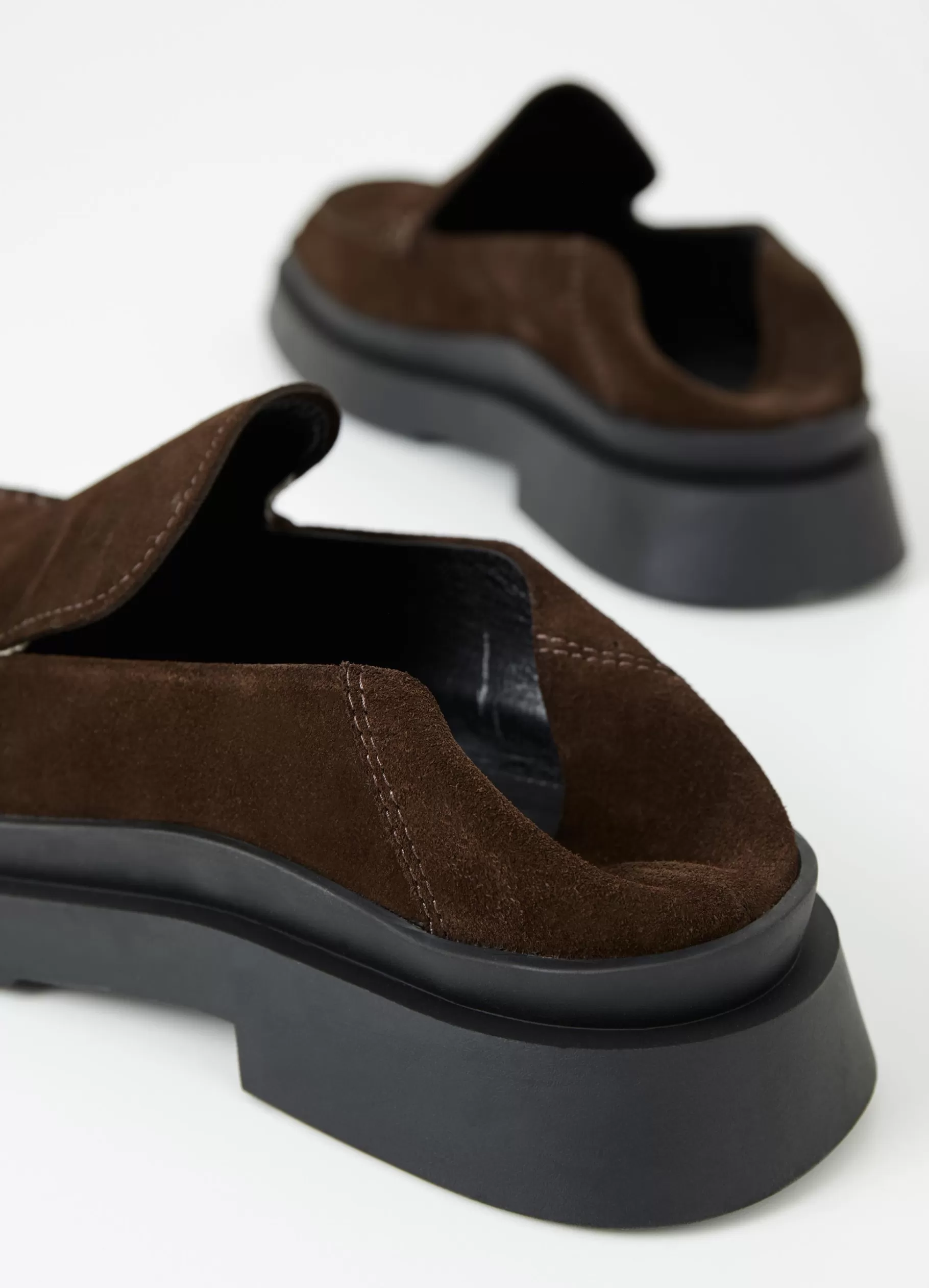 mike_loafer_3-1.webp Vagabond MIKE LOAFER Donkerbruinsuède Hot