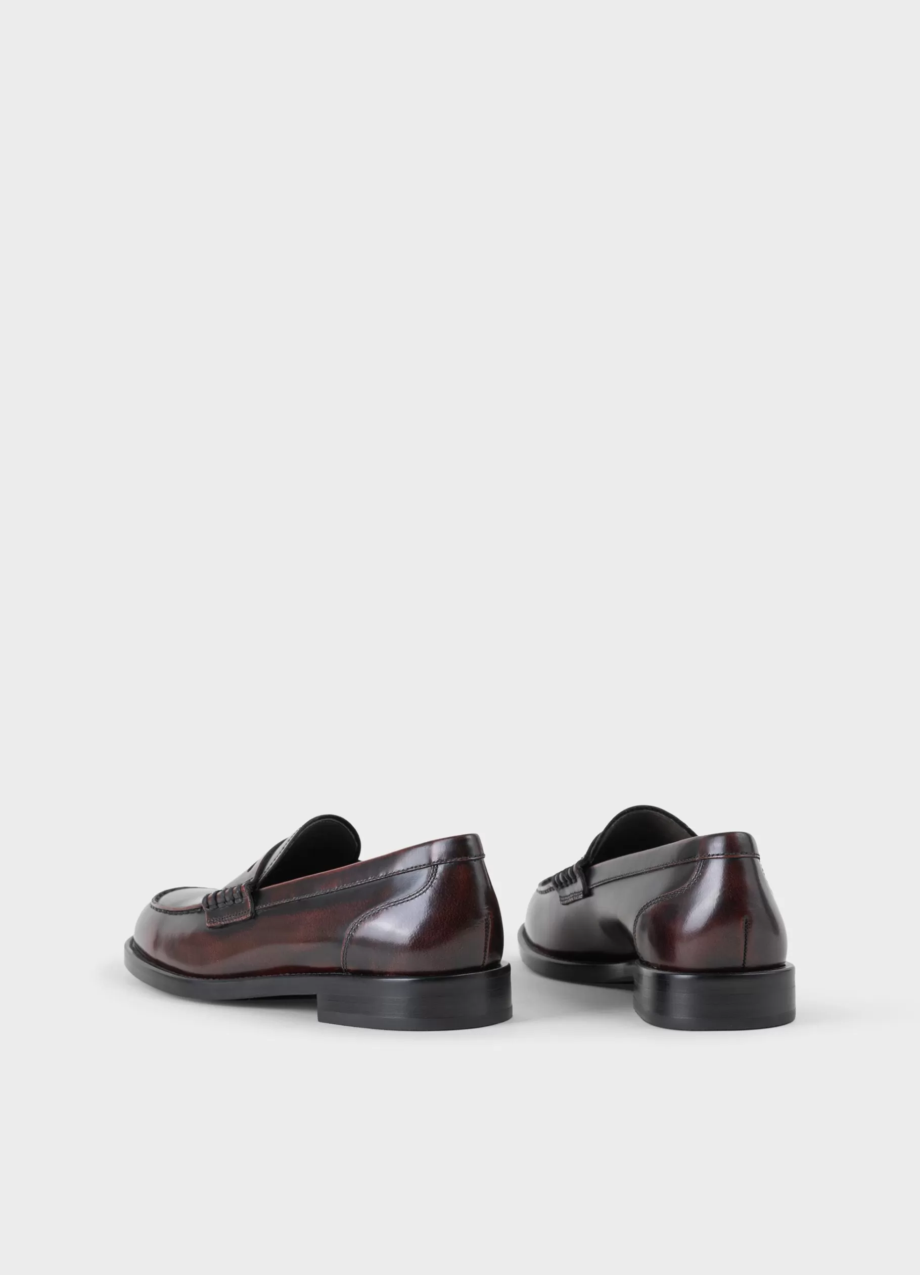 naima_loafer_2-1.webp Vagabond NAIMA LOAFER Donkerroodgepolijstleer Fashion
