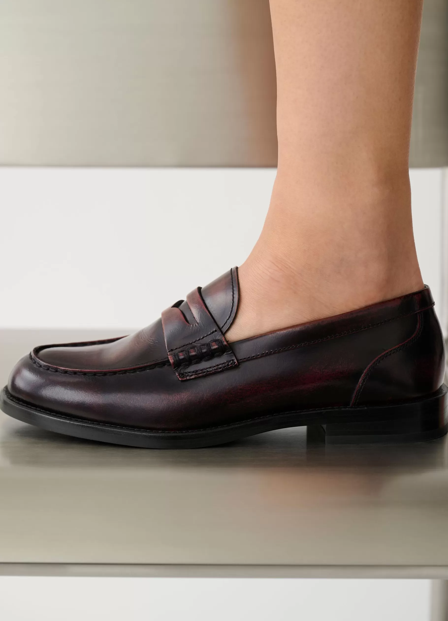 naima_loafer_5-1.webp Vagabond NAIMA LOAFER Donkerroodgepolijstleer Fashion