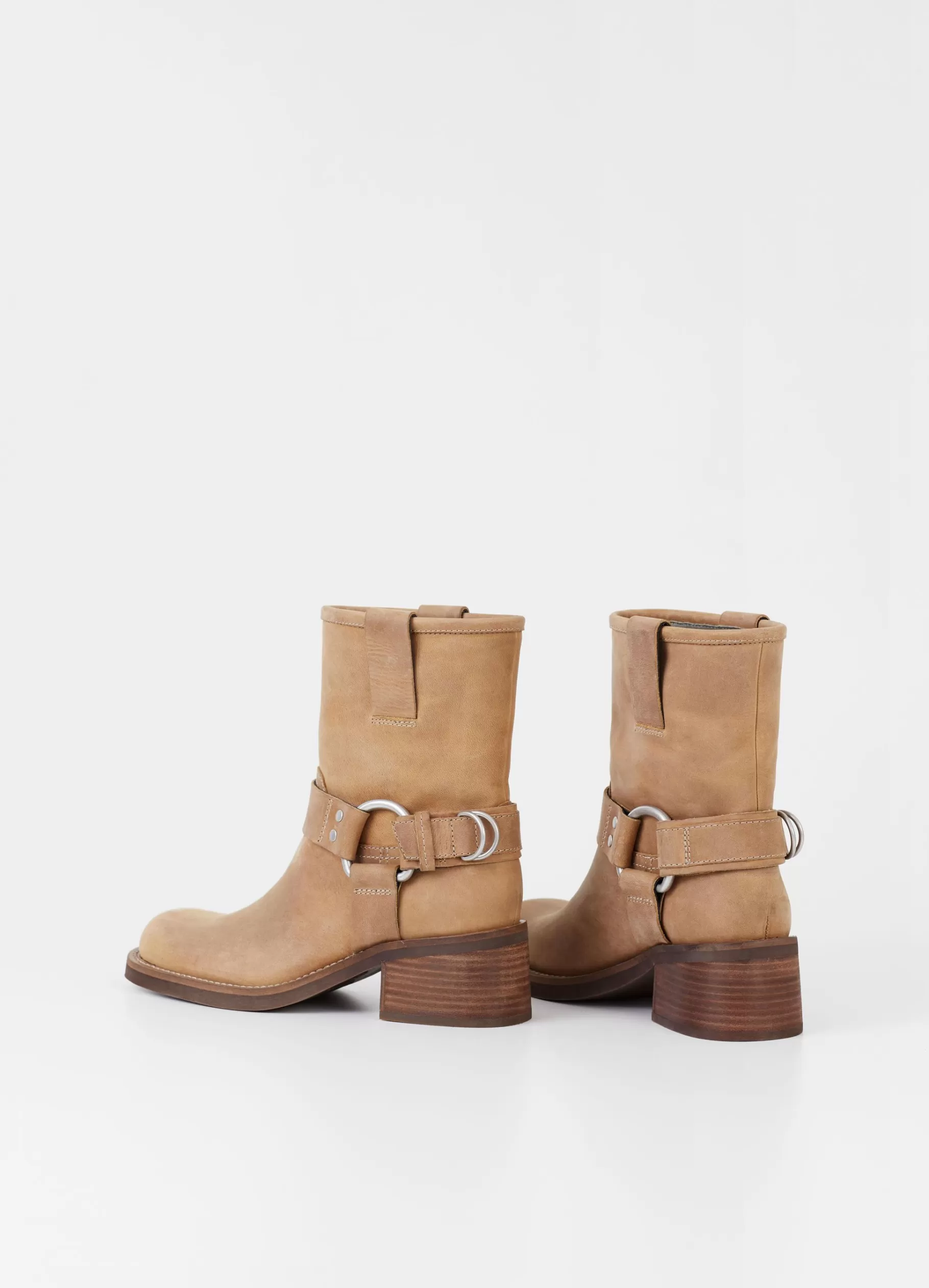 nour_laarzen_2-3.webp Vagabond NOUR LAARZEN Bruingevetnubuck Best Sale