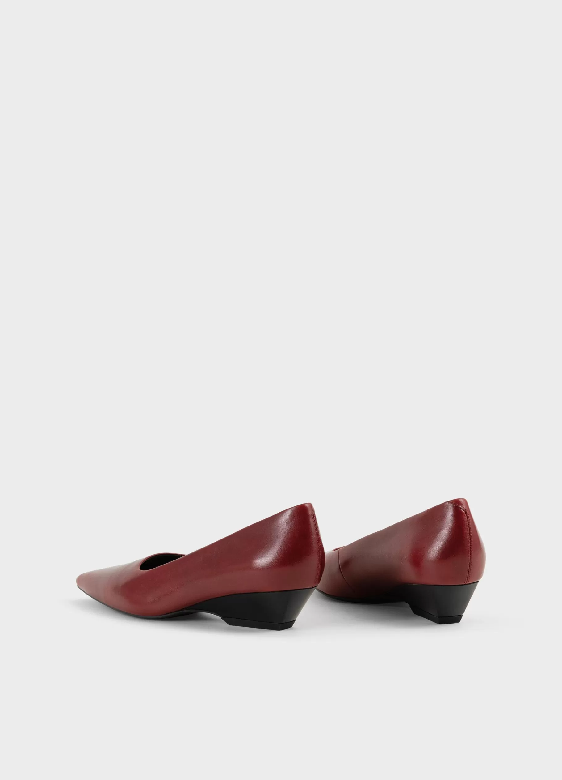 sonya_pumps_3-1.webp Vagabond SONYA PUMPS Donkerroodleer Best Sale