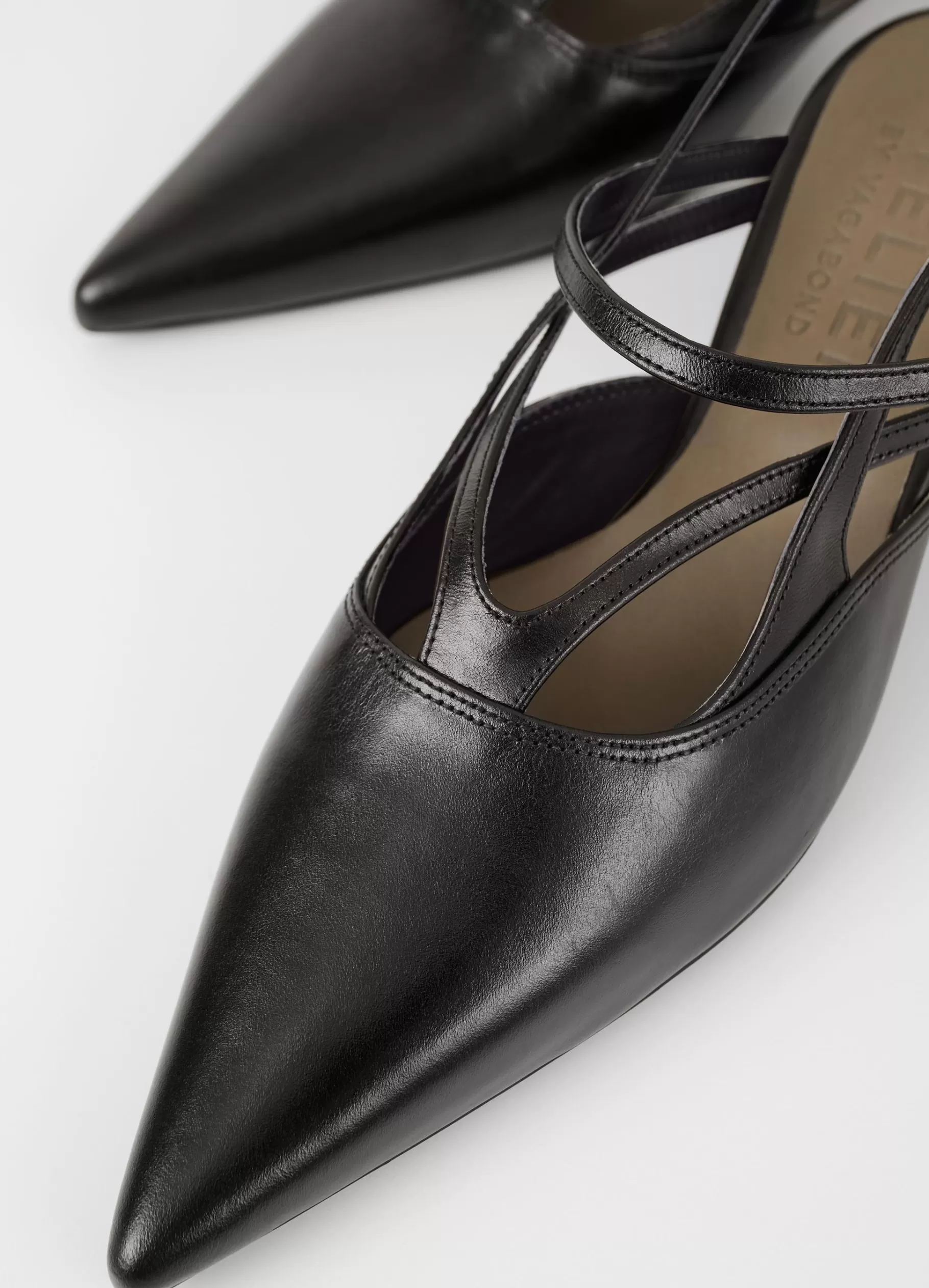 sonya_pumps_4-3.webp Vagabond SONYA PUMPS Zwartleer Cheap