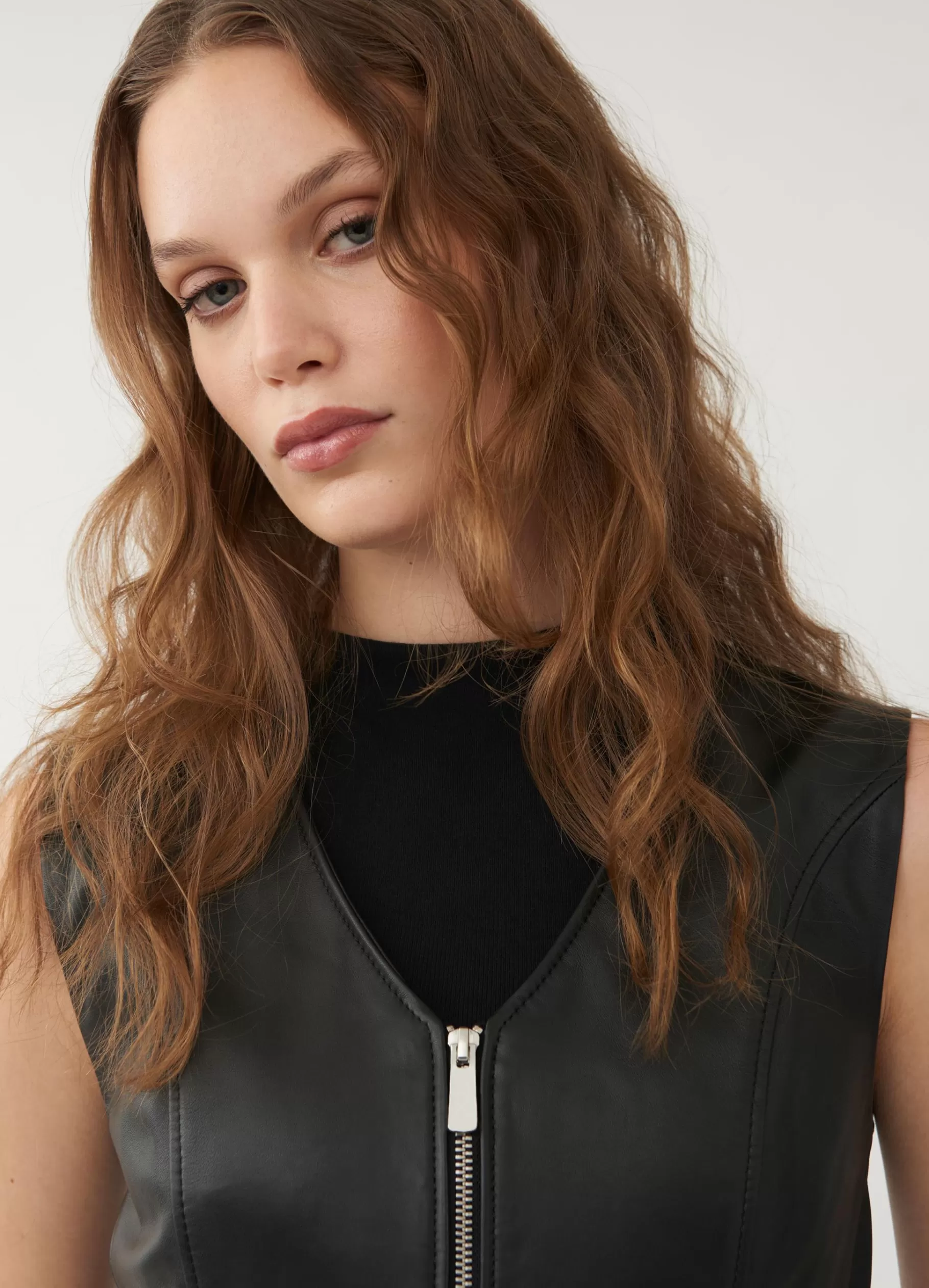 the_vest_6.webp Vagabond THE VEST Zwartleer Discount