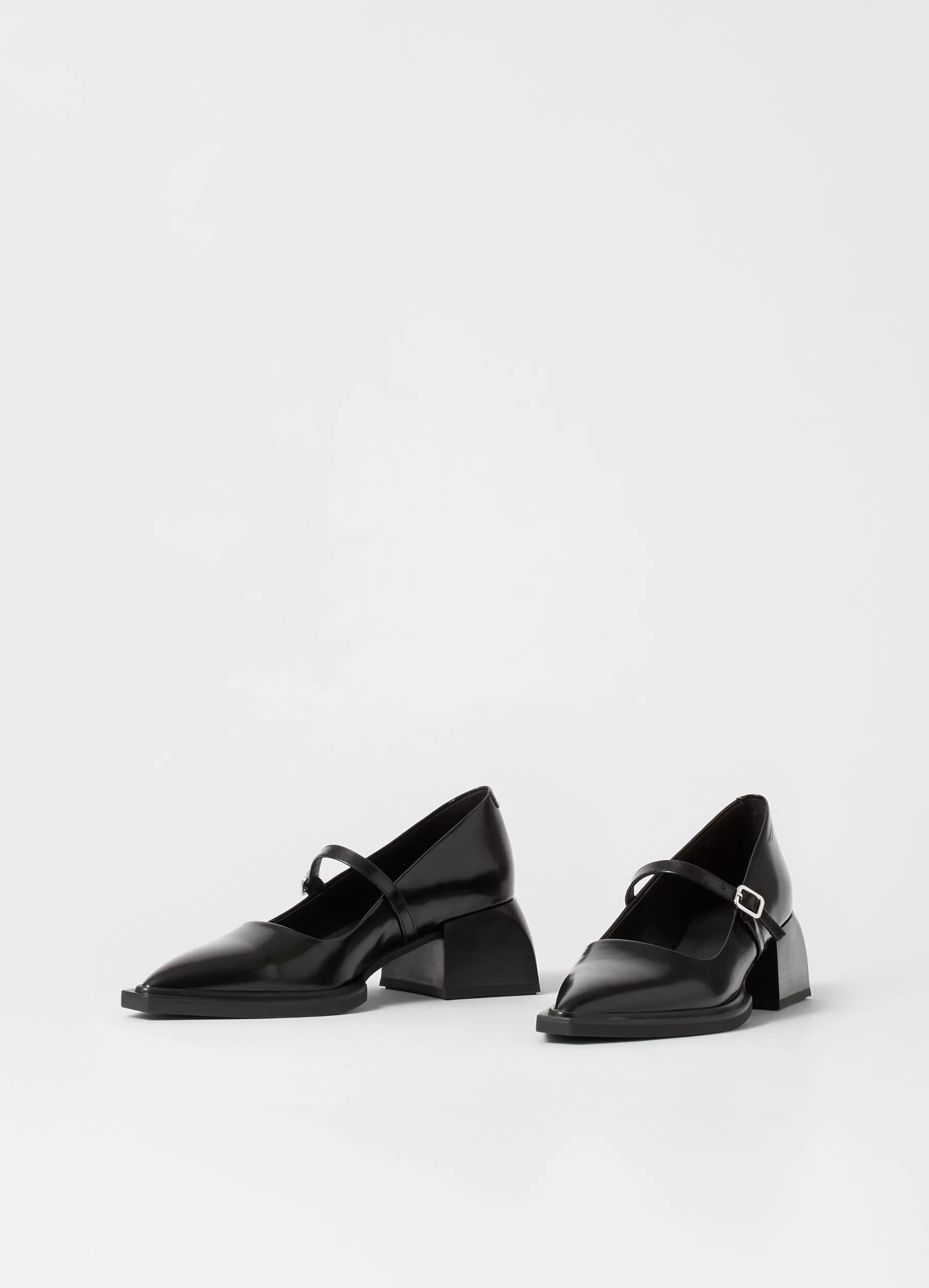vivian_pumps_2.webp Vagabond VIVIAN PUMPS Zwartgepolijstleer Hot