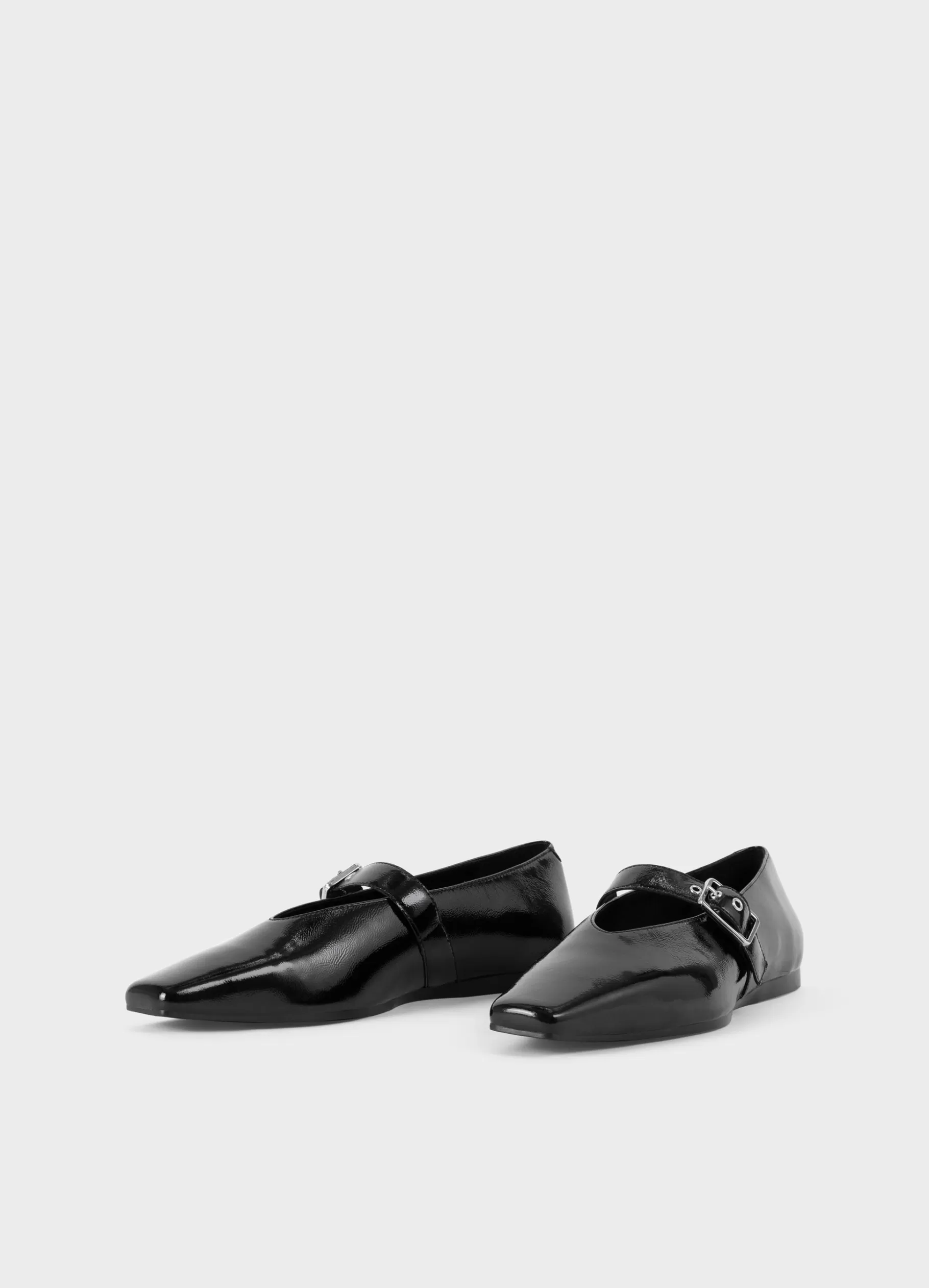 wioletta_schoenen_2.webp Vagabond WIOLETTA SCHOENEN Zwartlakleer New